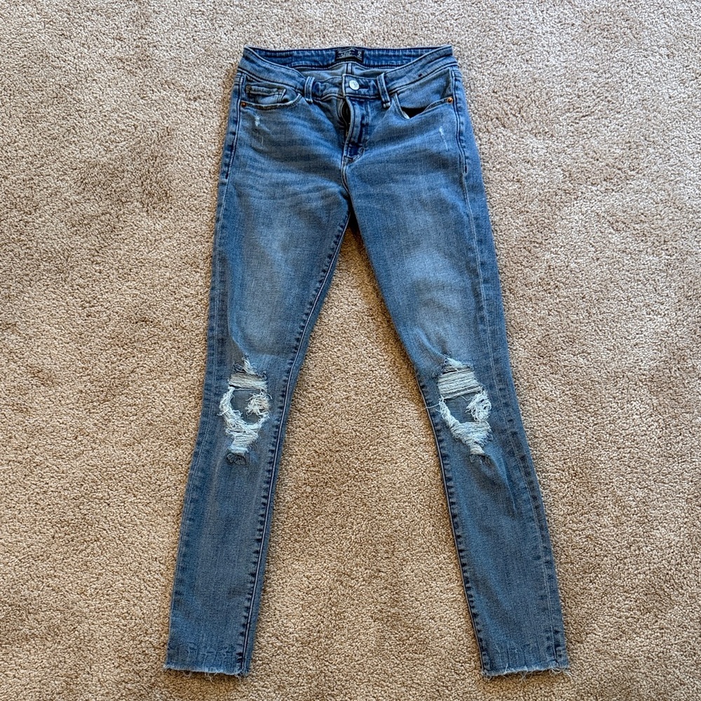 Abercrombie Mid Rise Super Skinny Distressed Women Jeans